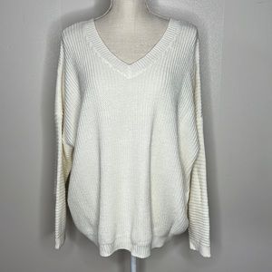 Women’s Cream V Neck Sweater with Fun Open Back Detailing SZ M/L